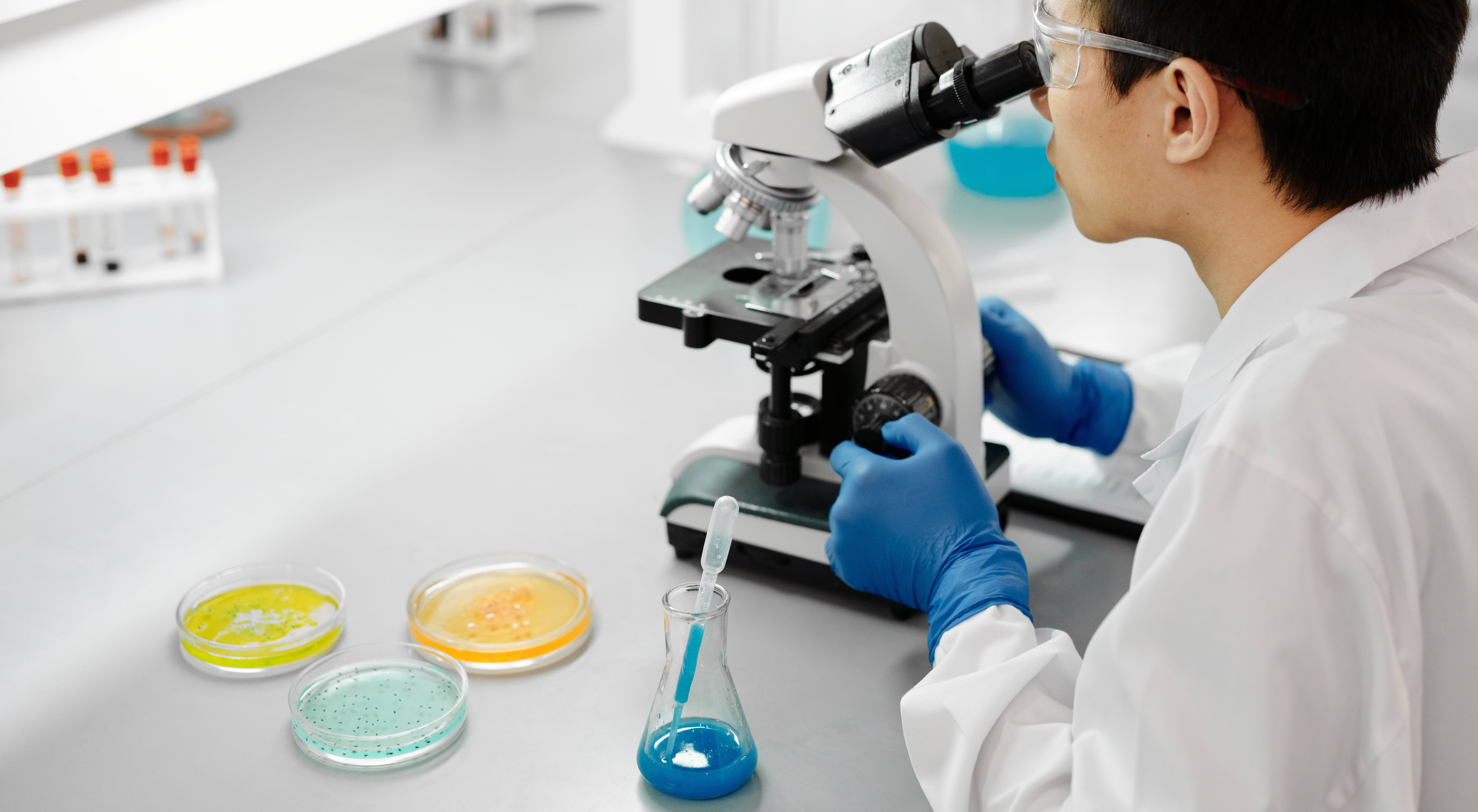 biotech_Cloud_Bioinformatics_4033020-2